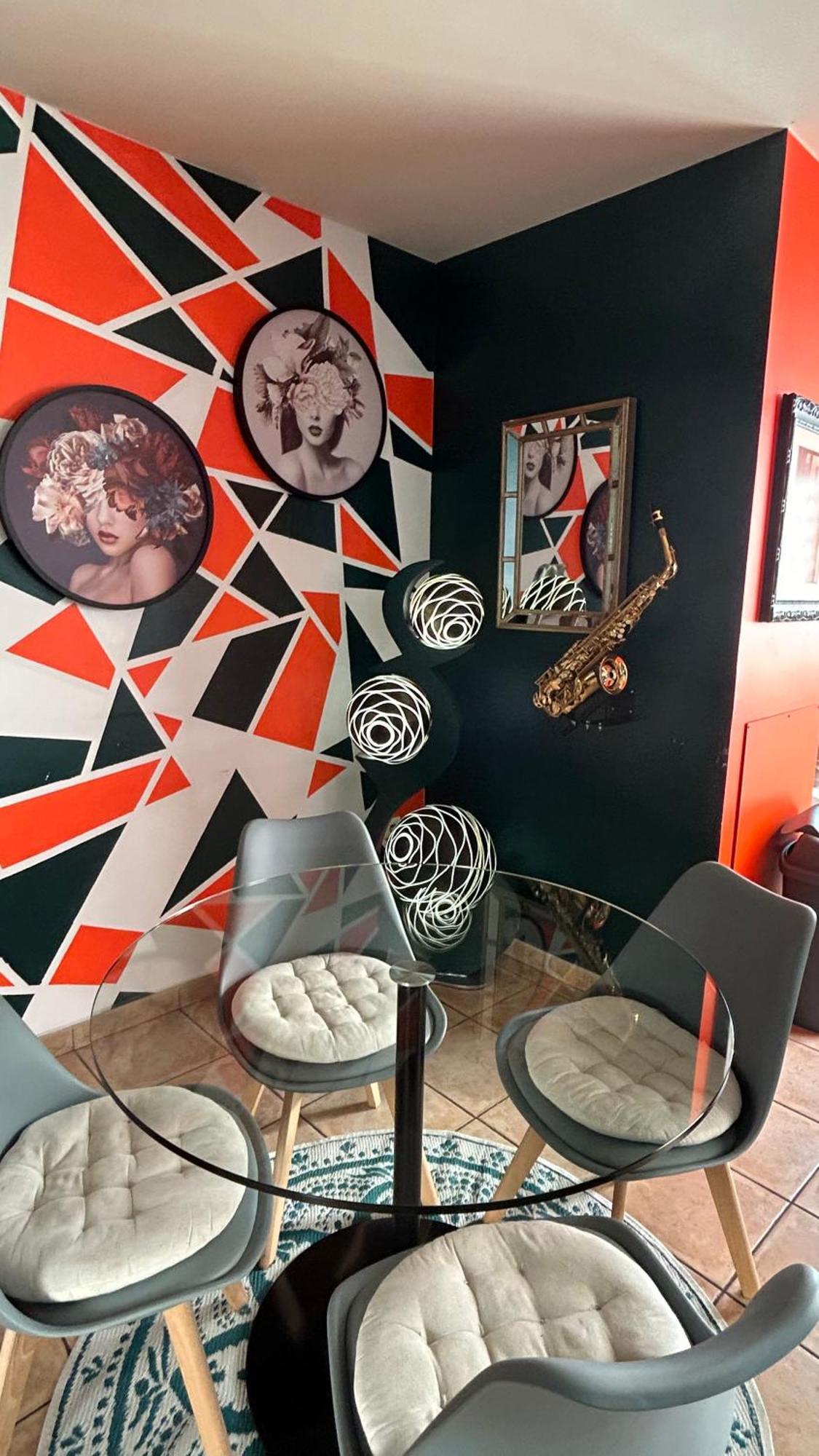 Bienvenue Chez Maxime Saint-Denis Exterior foto