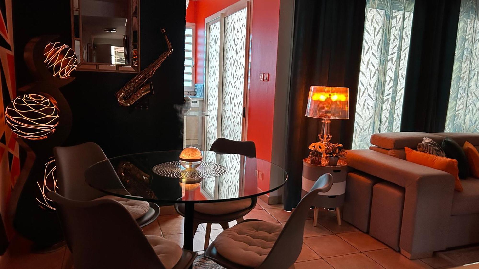 Bienvenue Chez Maxime Saint-Denis Exterior foto